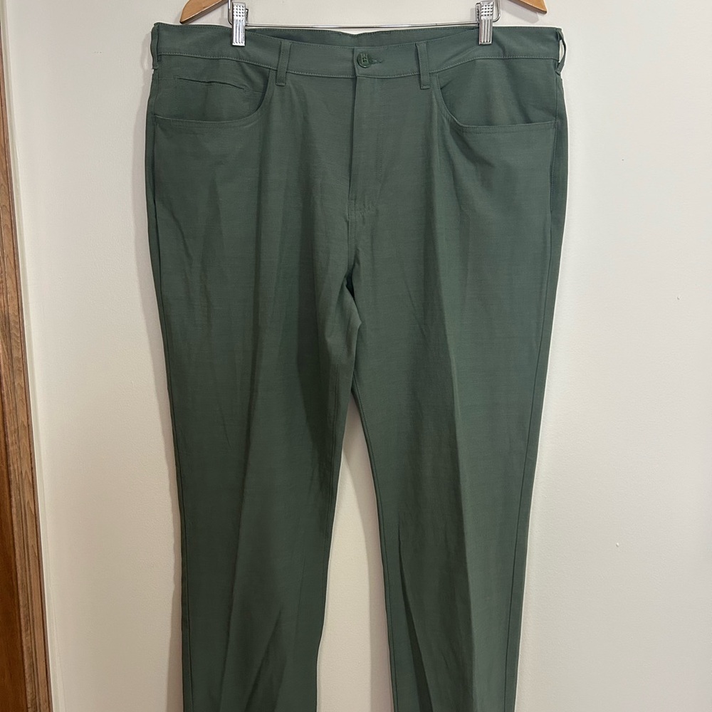 Callaway Muted Green Golf pants